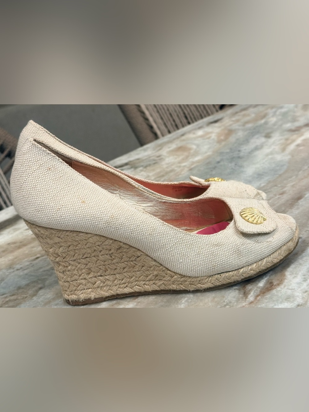Women’s LILLY PULITZER Resort Shell Canvas Wedge peep toe espadrilles- Size 8